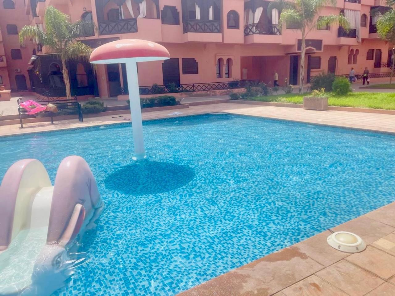 Oasis De Detente Avec Terrasse Et Vue Sur Piscine Marakeş Dış mekan fotoğraf
